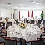 Hotel Montra 4*