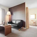 Hotel Montra 4*