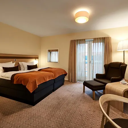 Hotel Montra